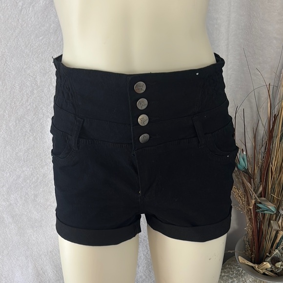 High-Waisted Black Button-Up‎ Women's Shorts - Picture 1 of 4